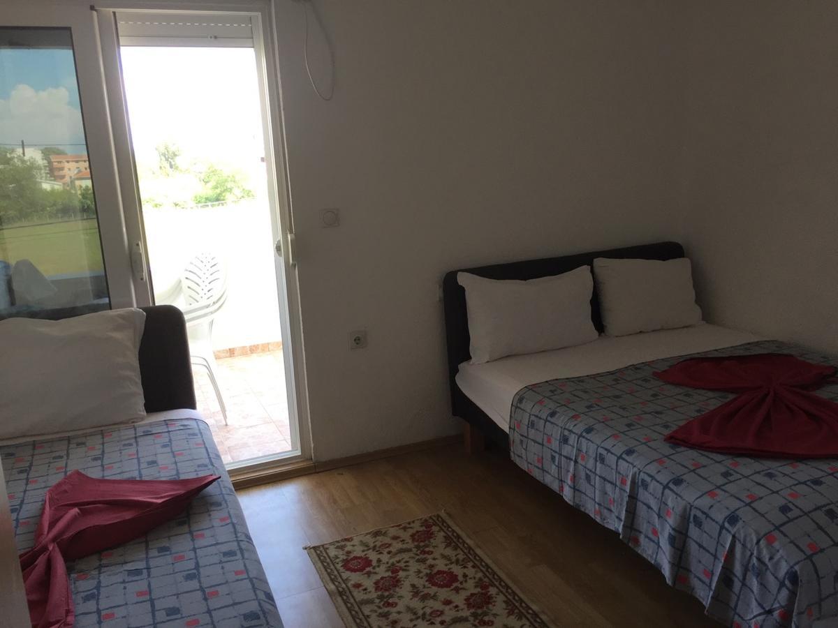 Apartments Daris 乌尔齐尼 外观 照片